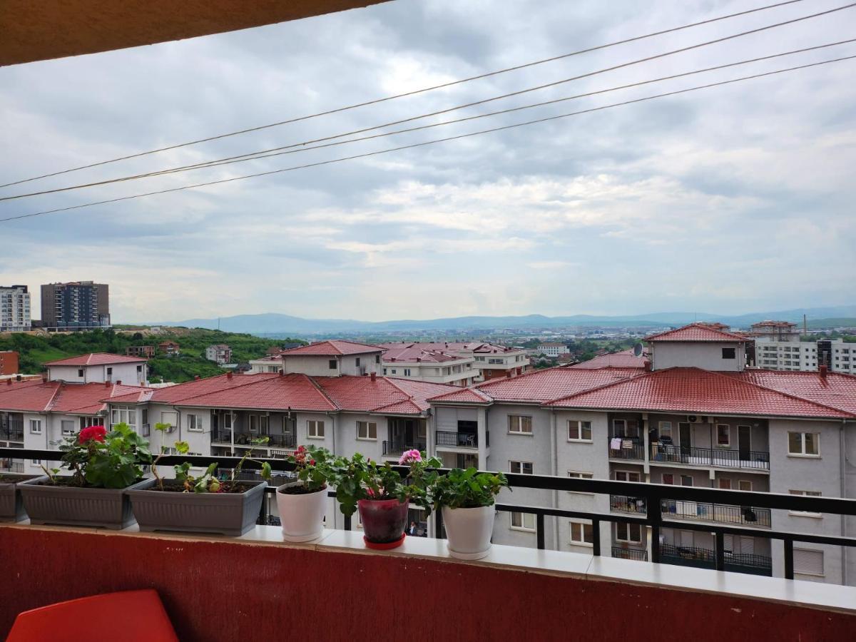 One Bedroom Apartment - Close The City Center! Prishtina بريشتاين المظهر الخارجي الصورة